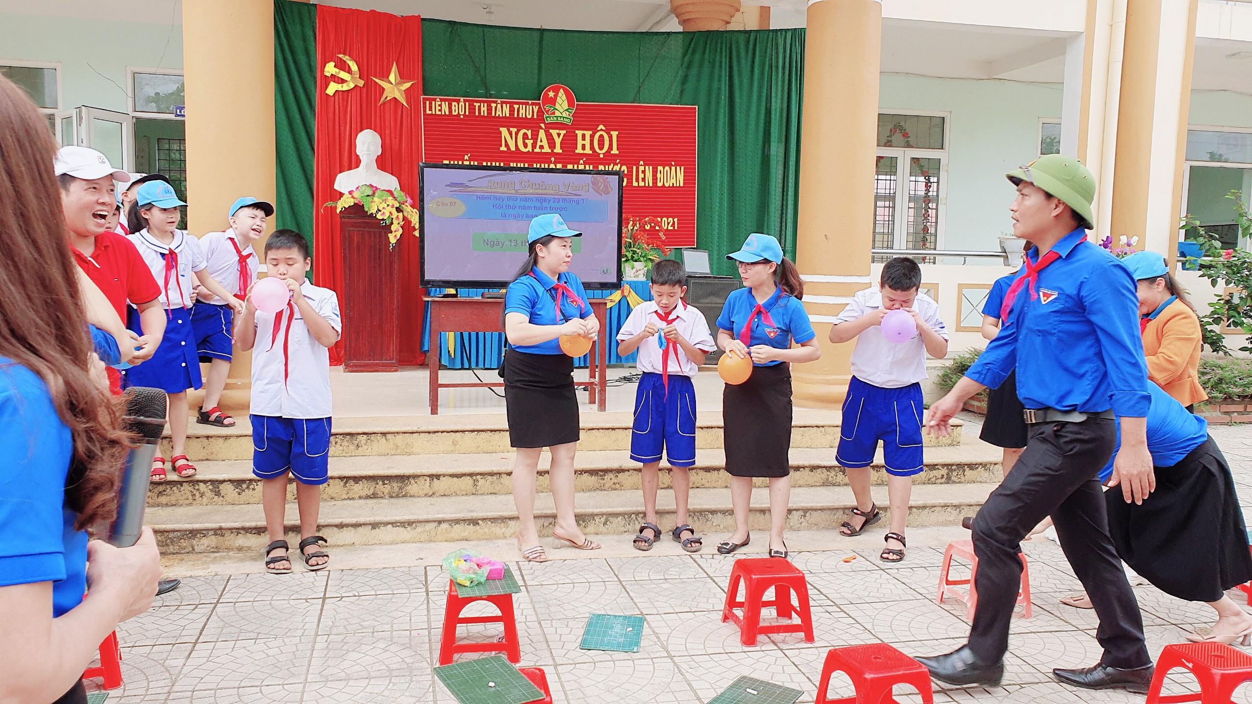 Ảnh ngày hội 8.jpg